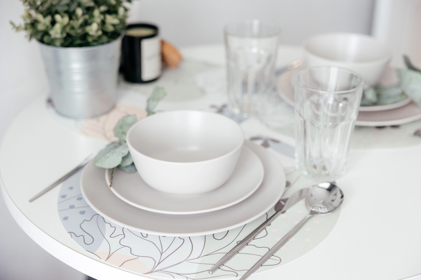 Квартира Стильная 1К Рядом с Зоопарком и Набережной 1-я Подлесная 1