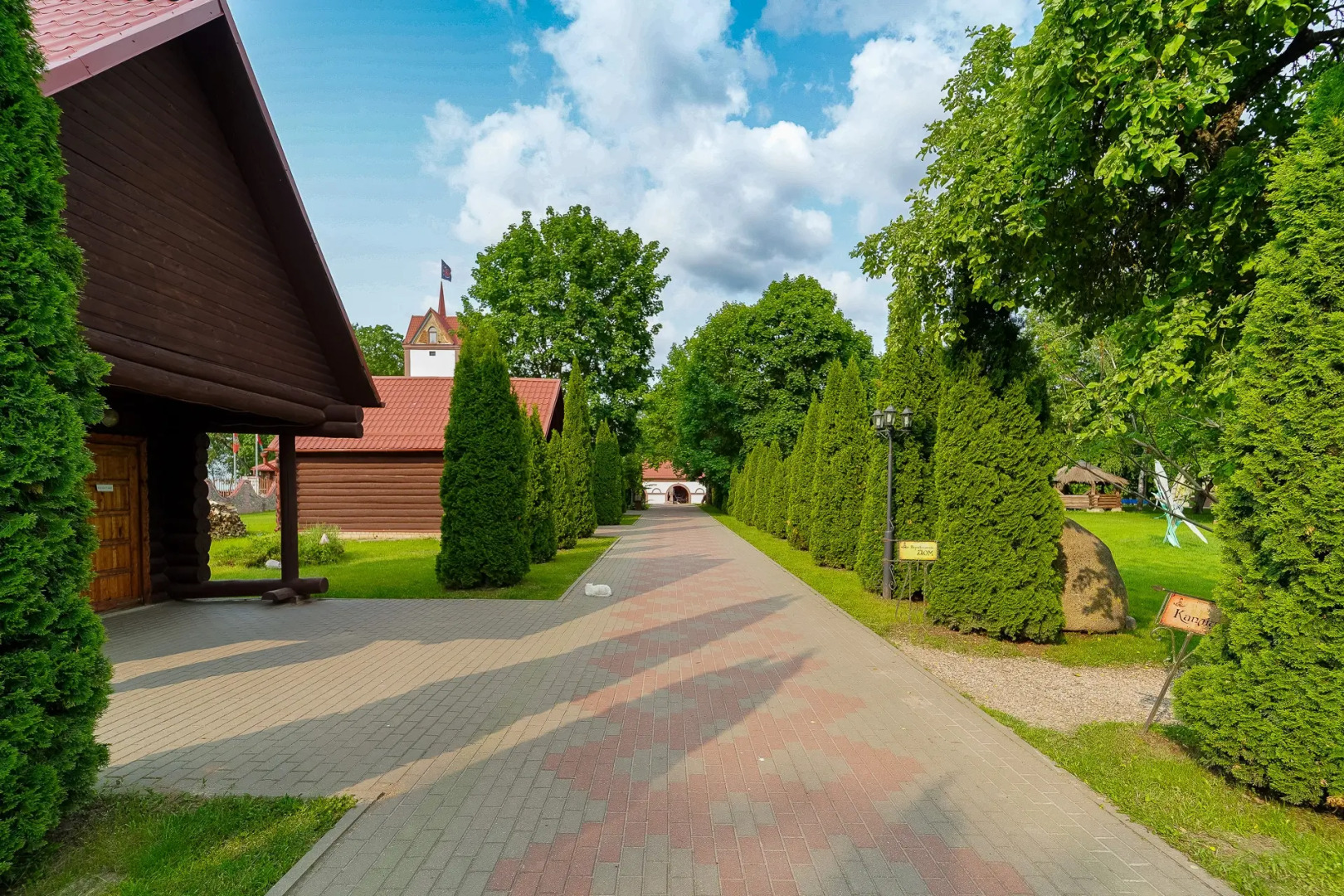 Гостевой дом Дукорский маёнтак