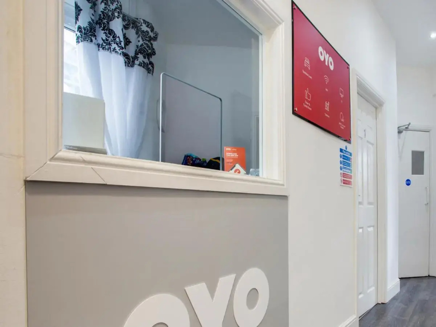 Отель Broadway Inn