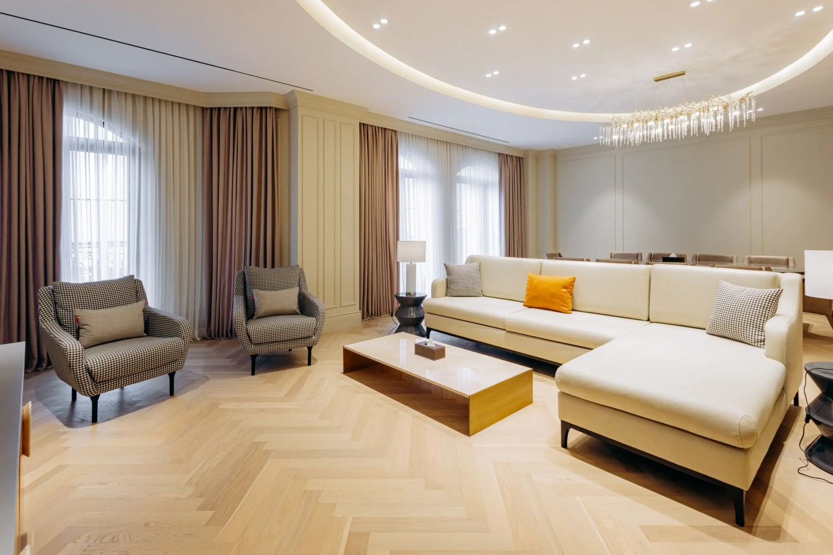 Апарт-отель Four Seasons