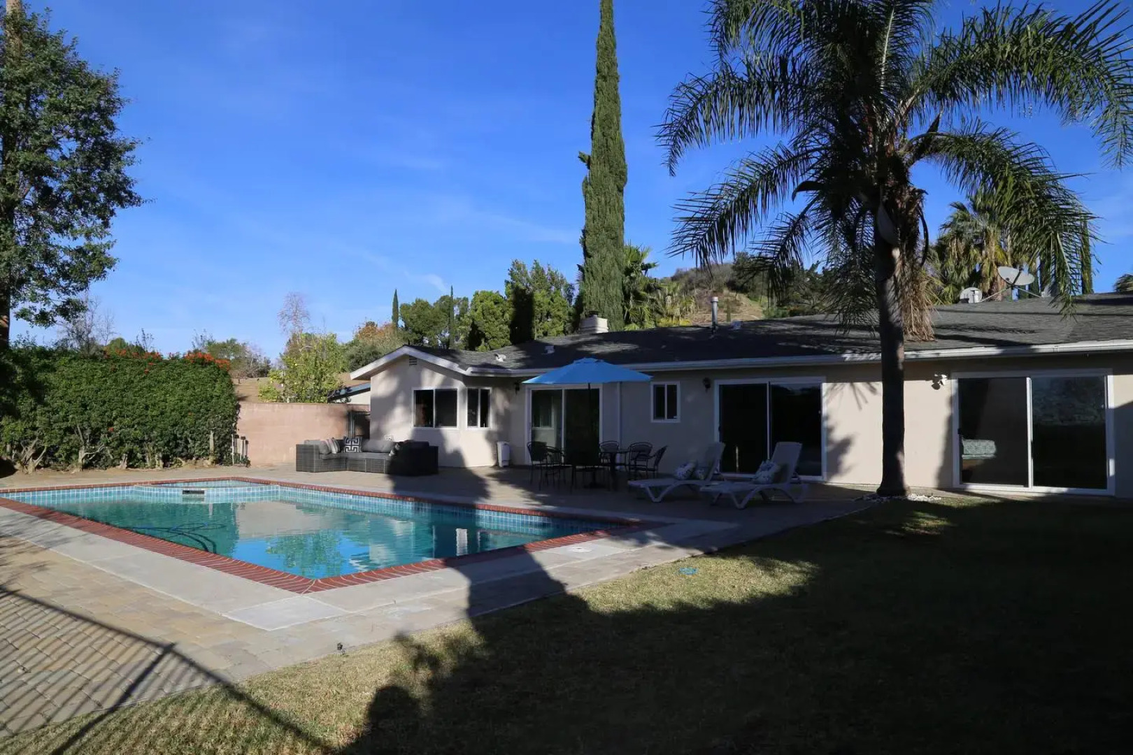 Вилла Luxury Hilltop Villa