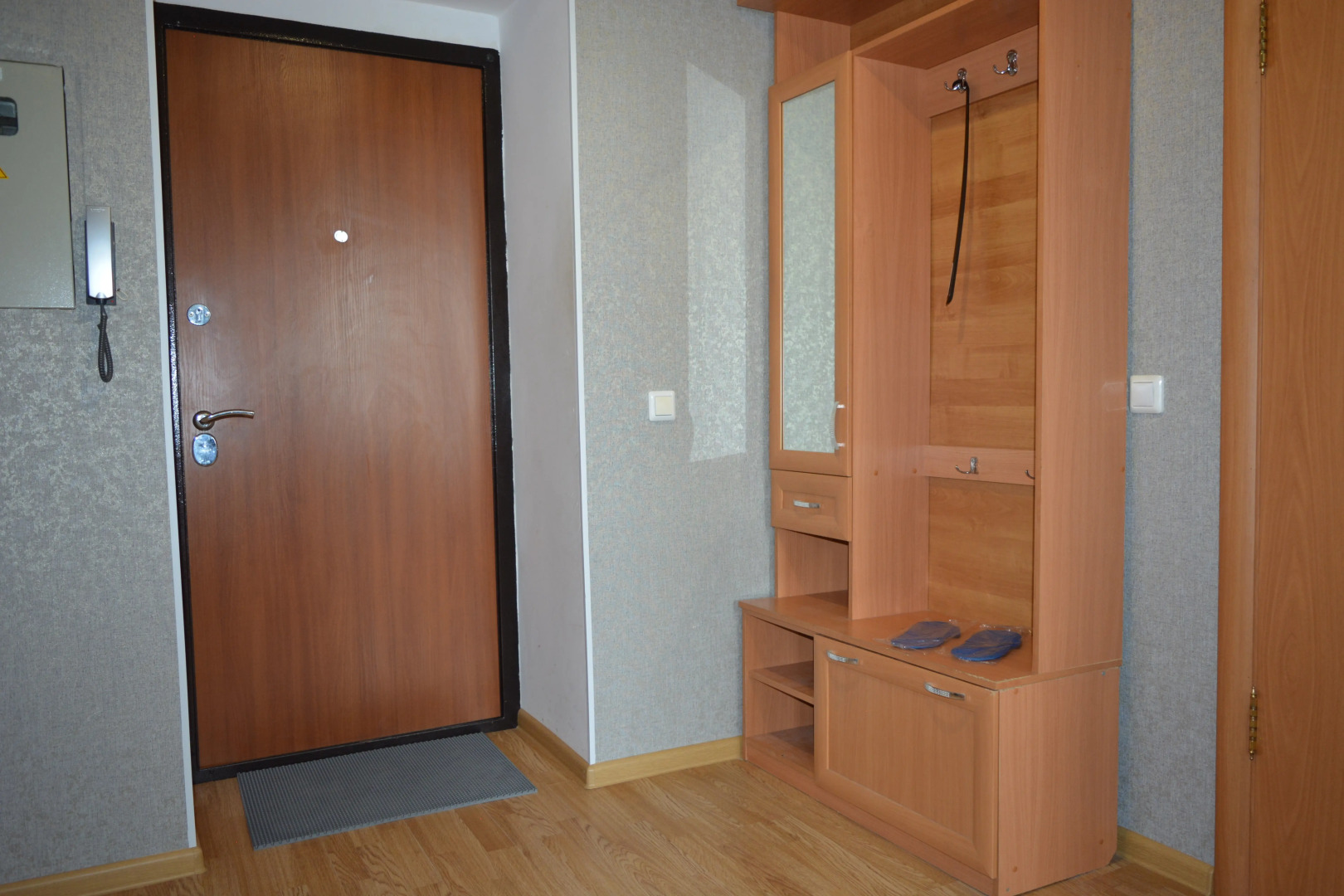 Апартаменты на Староникитской 90