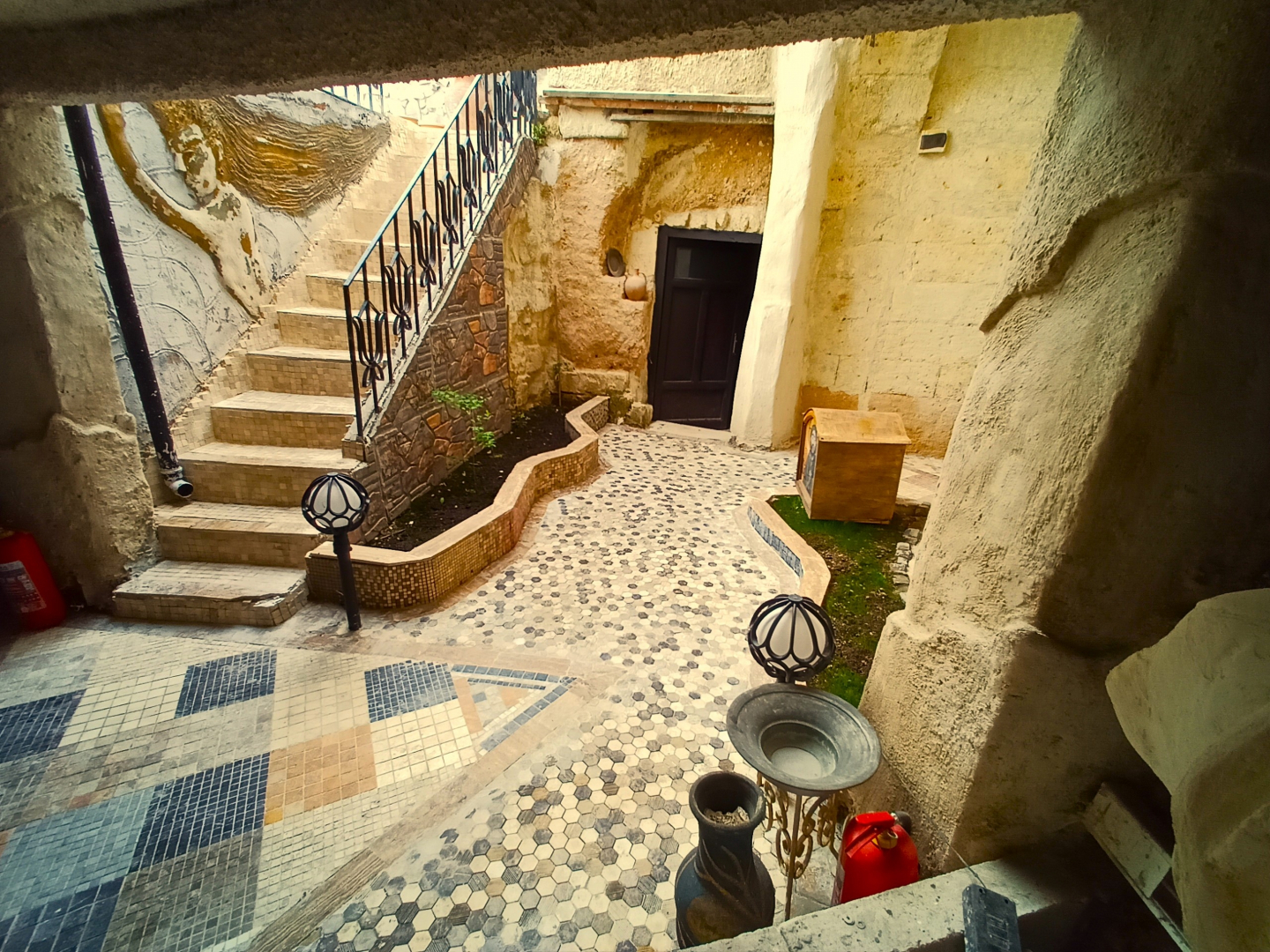 Отель Stone Age