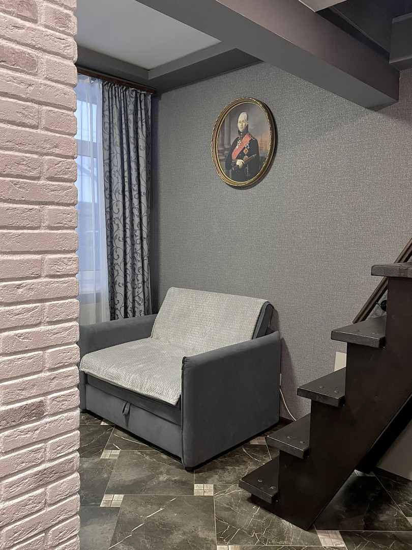 Апартаменты с отдельным входом на Нахимсона