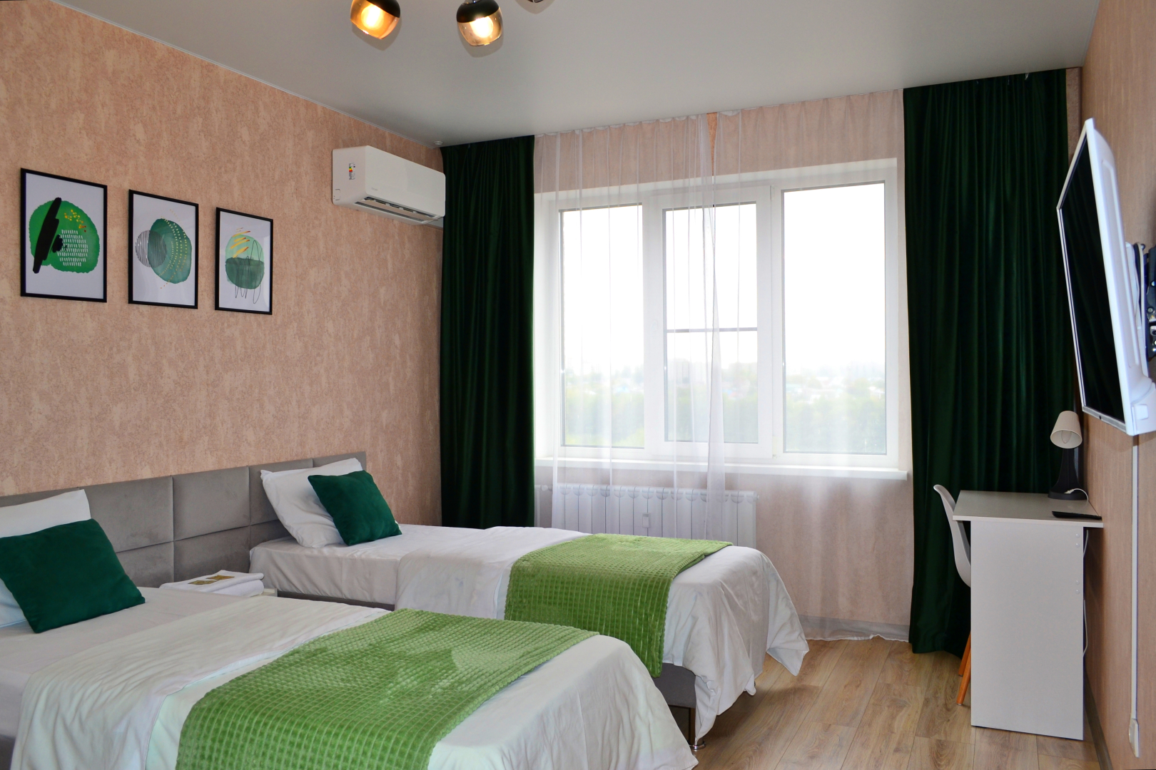 Квартира ЭмиЛи в ЖК Лазурный двухкомнатная