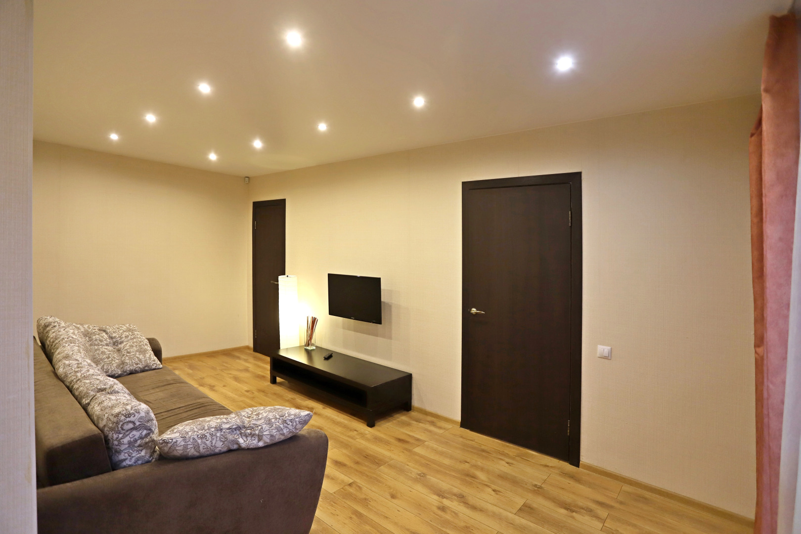 Апартаменты Урал