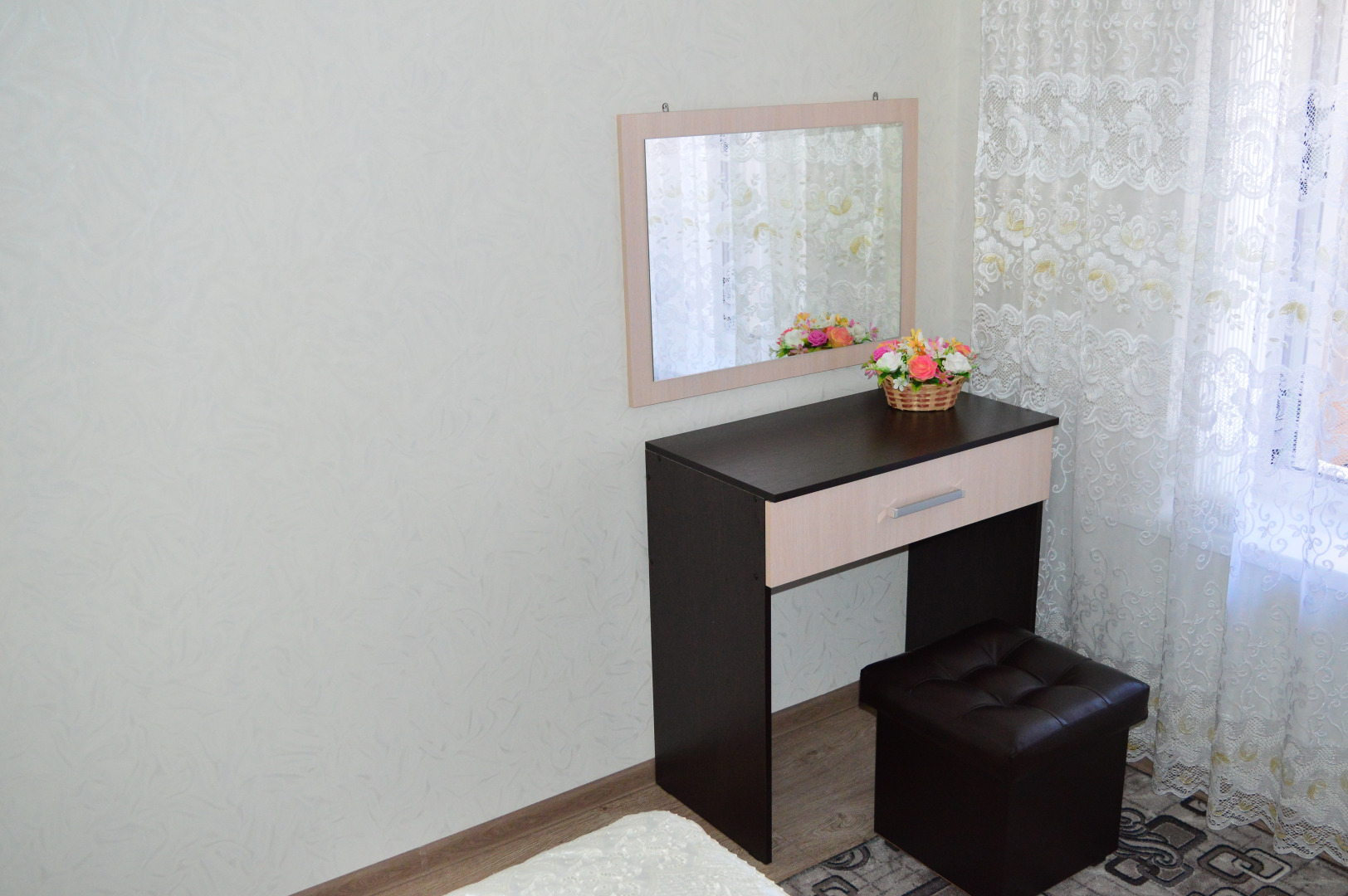 Апартаменты с Двумя Отдельными Спальнями в Районе Автовокзала