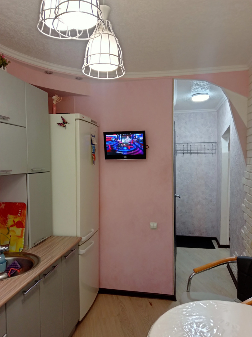 Апартаменты на проспекте Победы 17