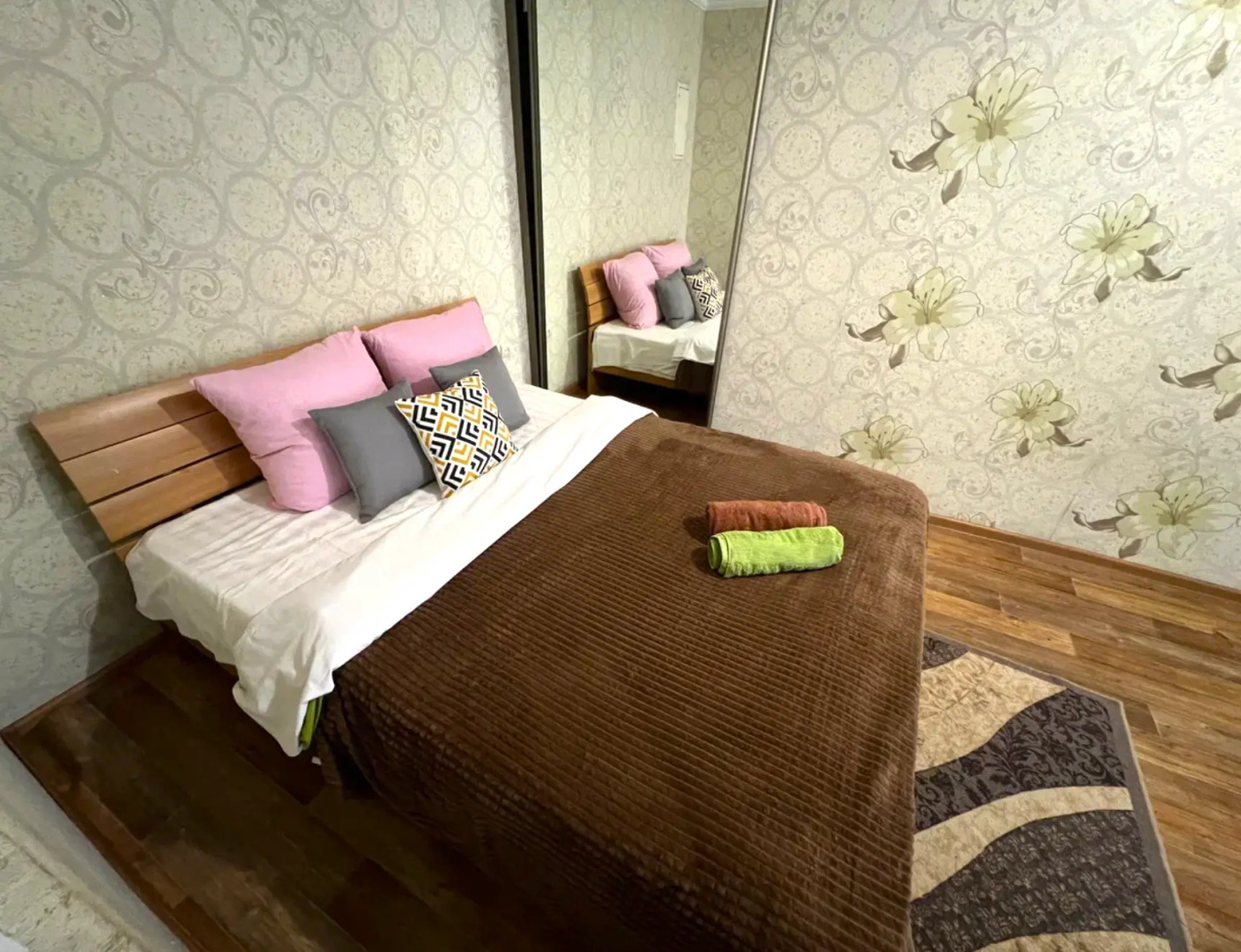 Апартаменты Шершнева 5