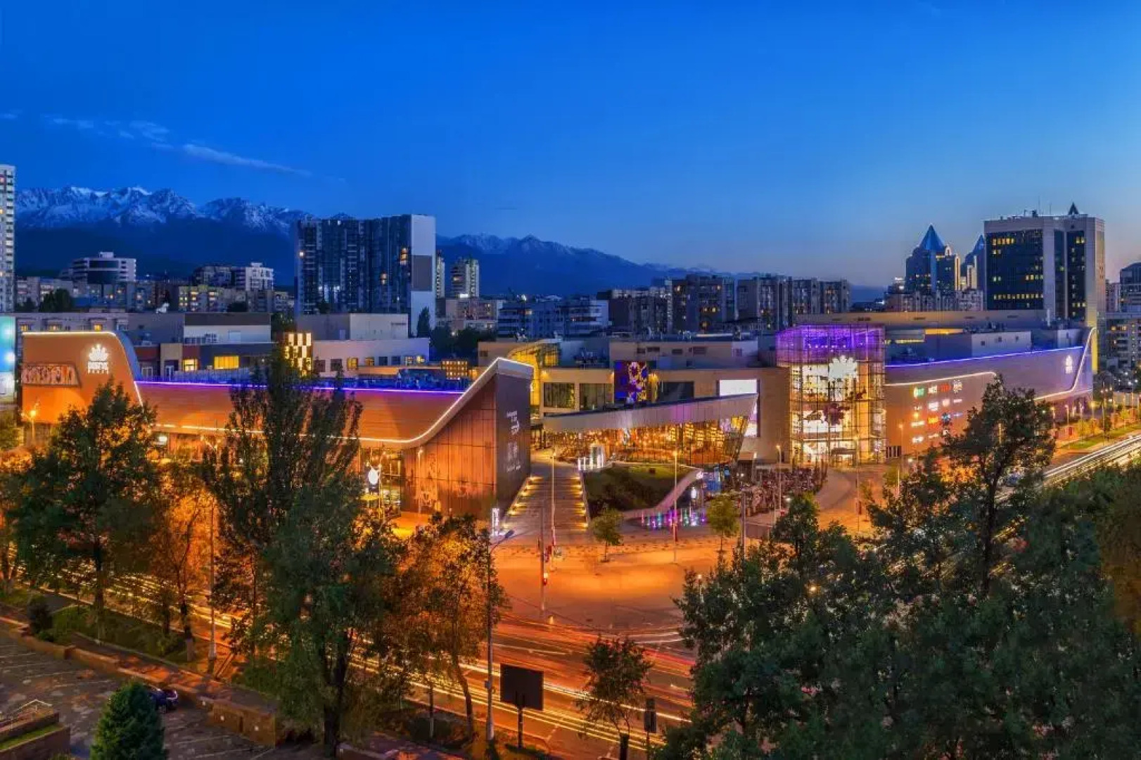 Отель De Luxe Plaza