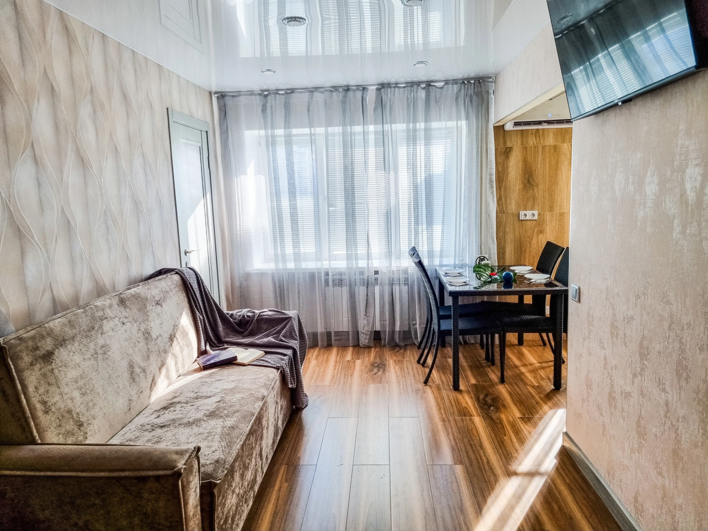 Квартира Дабл-Люкс Метро Яшьлек