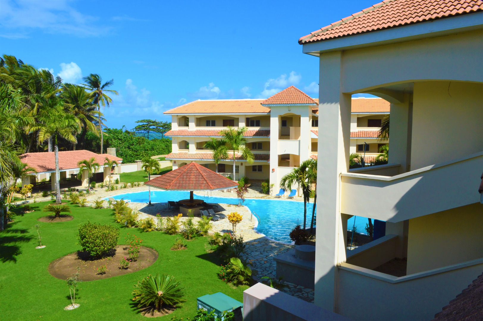 Апарт-Отель The Palm Beach Luxury Condo