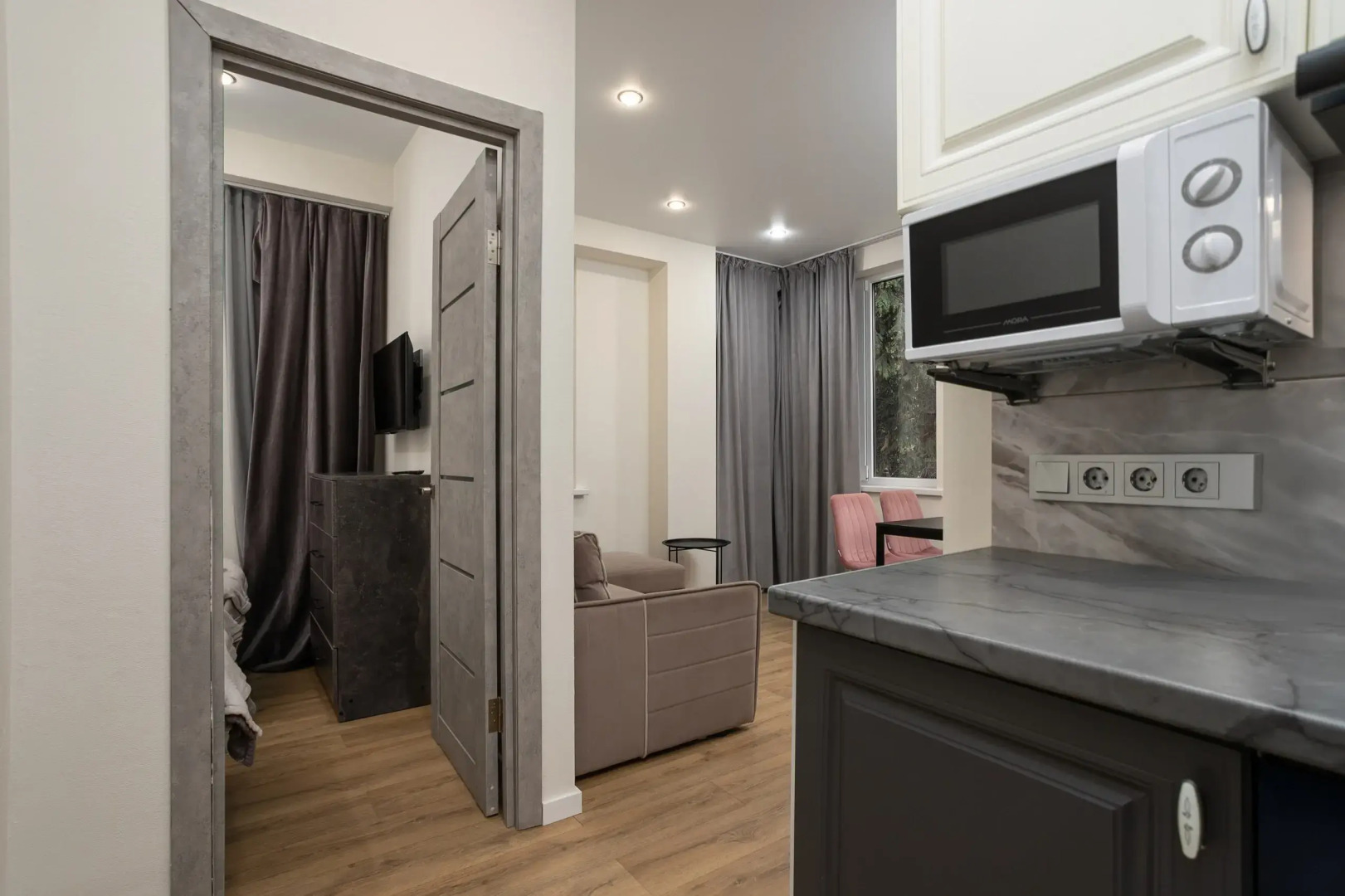 Апартаменты Море Апартаментов на Нагорный тупик 13-4