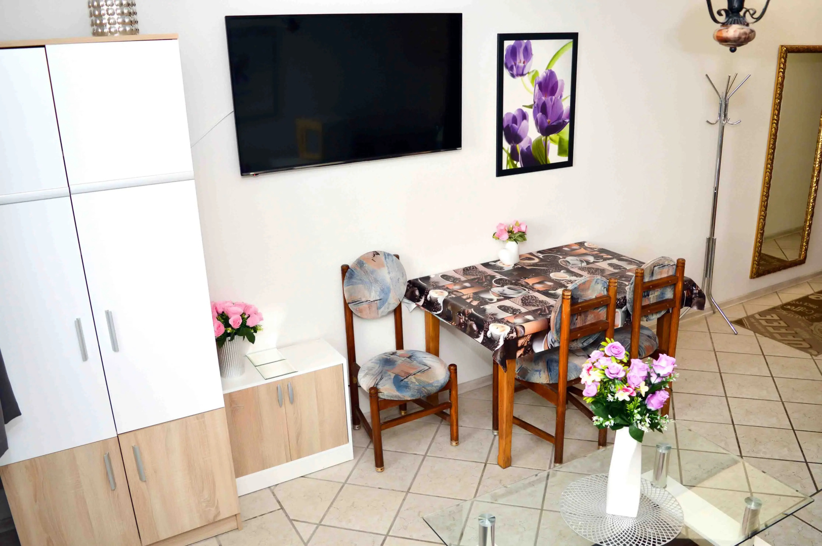 Апартаменты Lorabel Apartment House