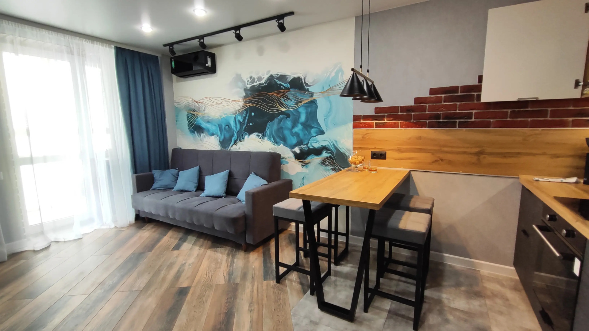 Апартаменты Евродвушка с дизайнерским решением в стиле Soft loft