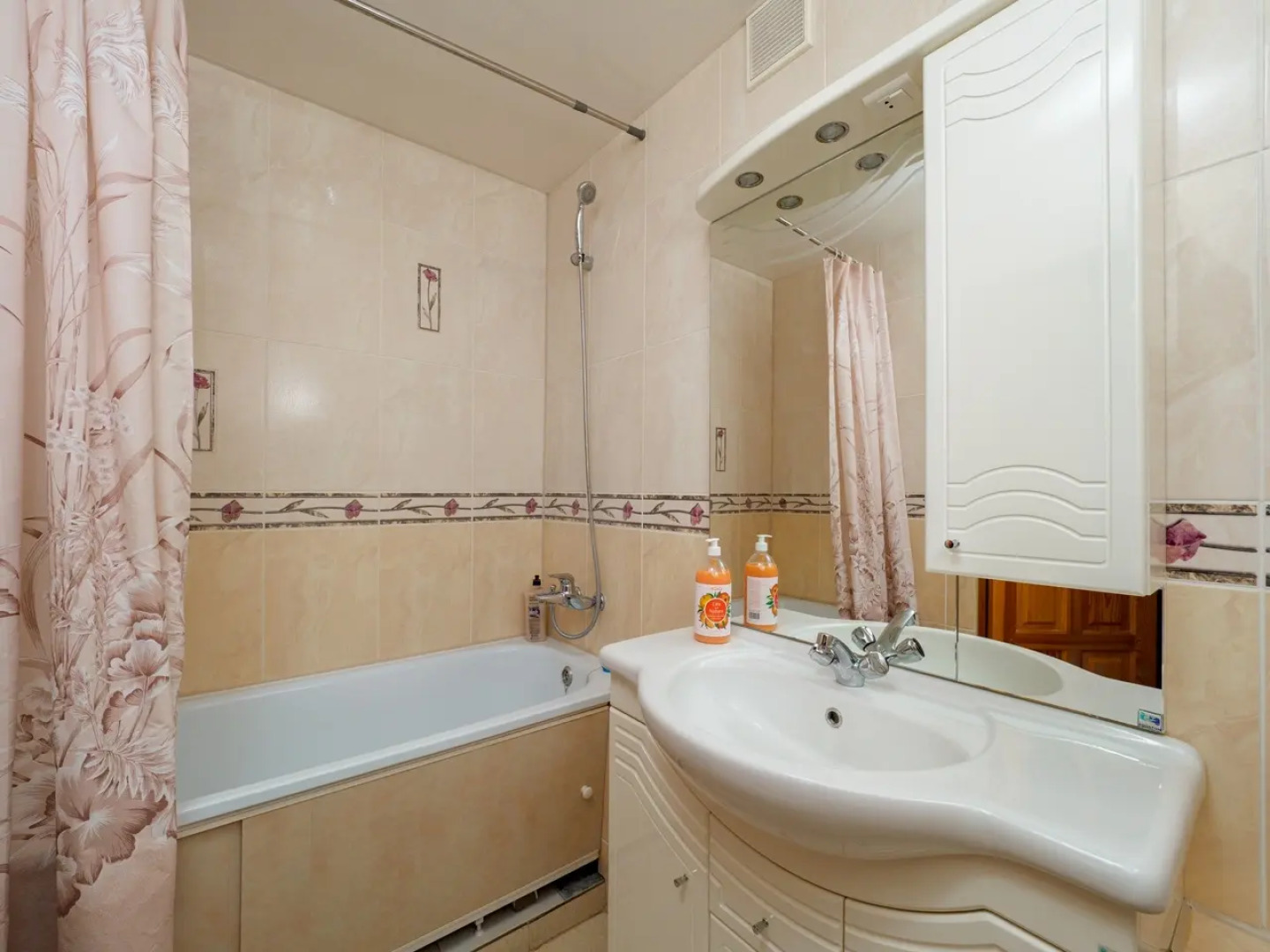 Апартаменты Нахимова 27