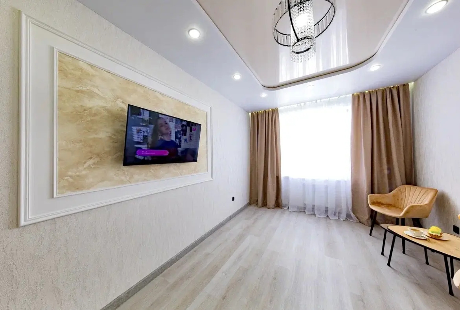 Апартаменты FSF Дизайнерская Двушка в Центре с Дистанционным Заездом