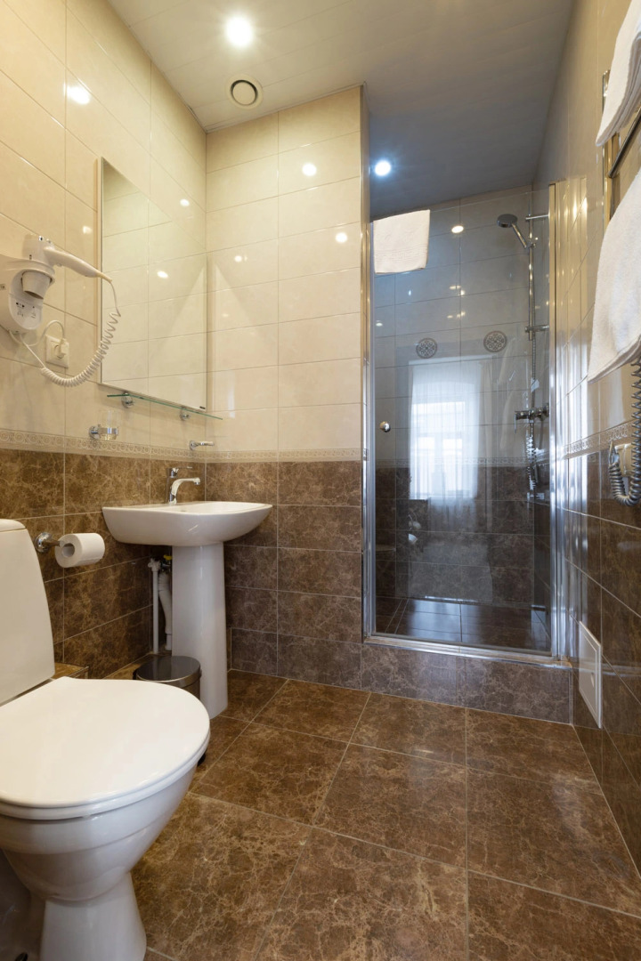 Отель Артхофф