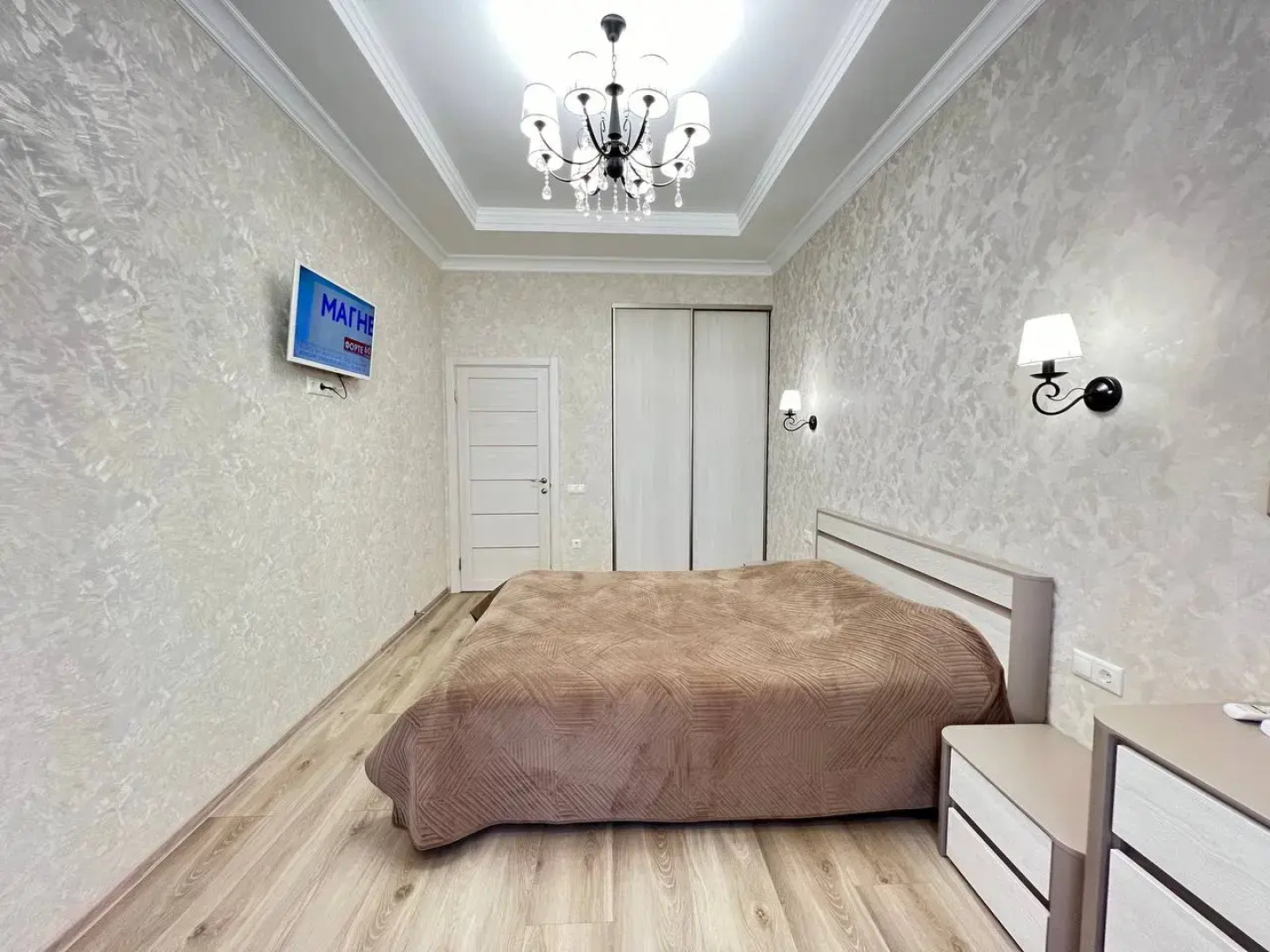 Квартира двухкомнатная Крымская 22