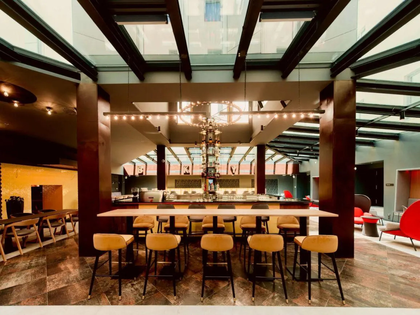 Отель Up Budapest