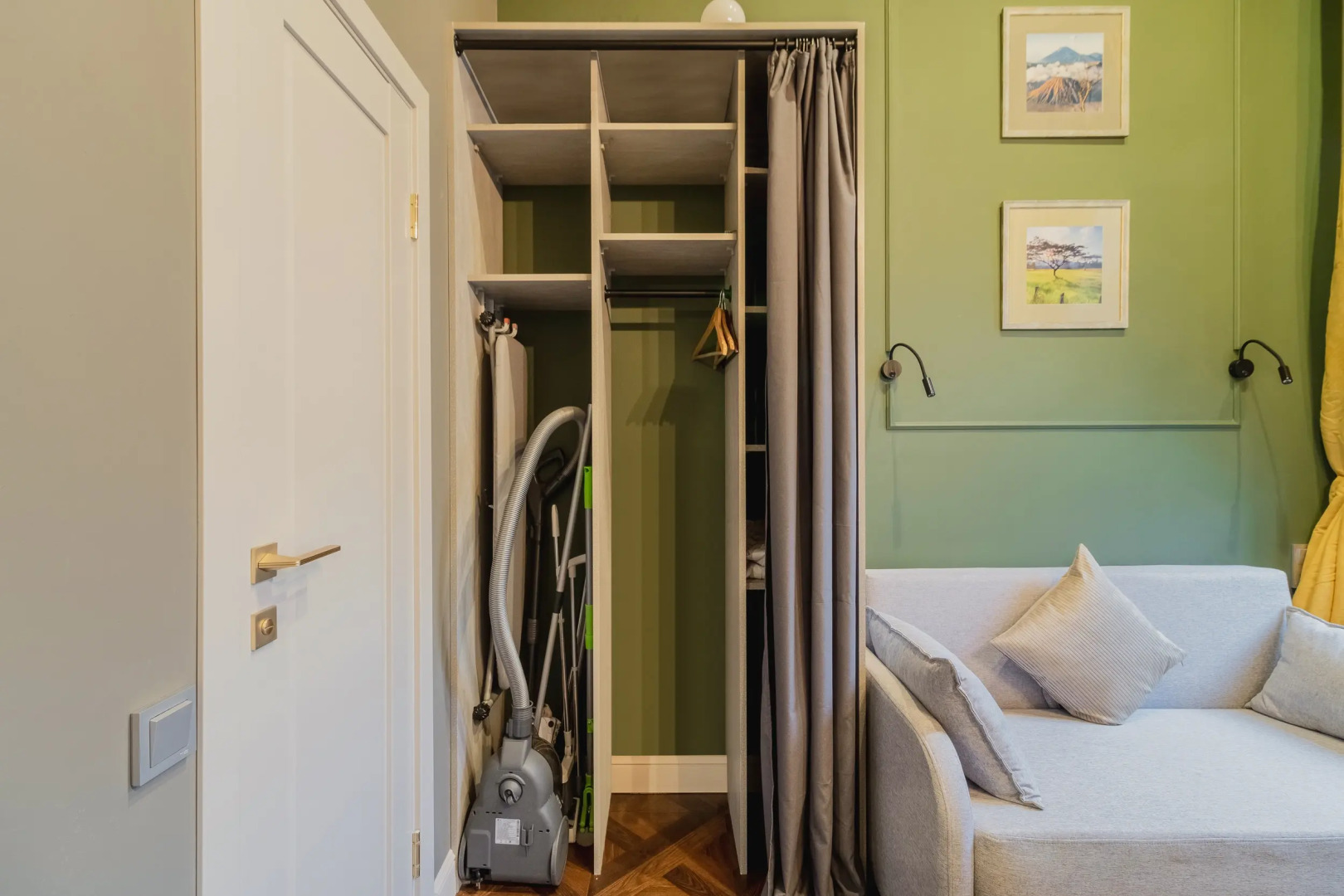 Апартаменты в Сердце Петербурга с колонкой Алиса