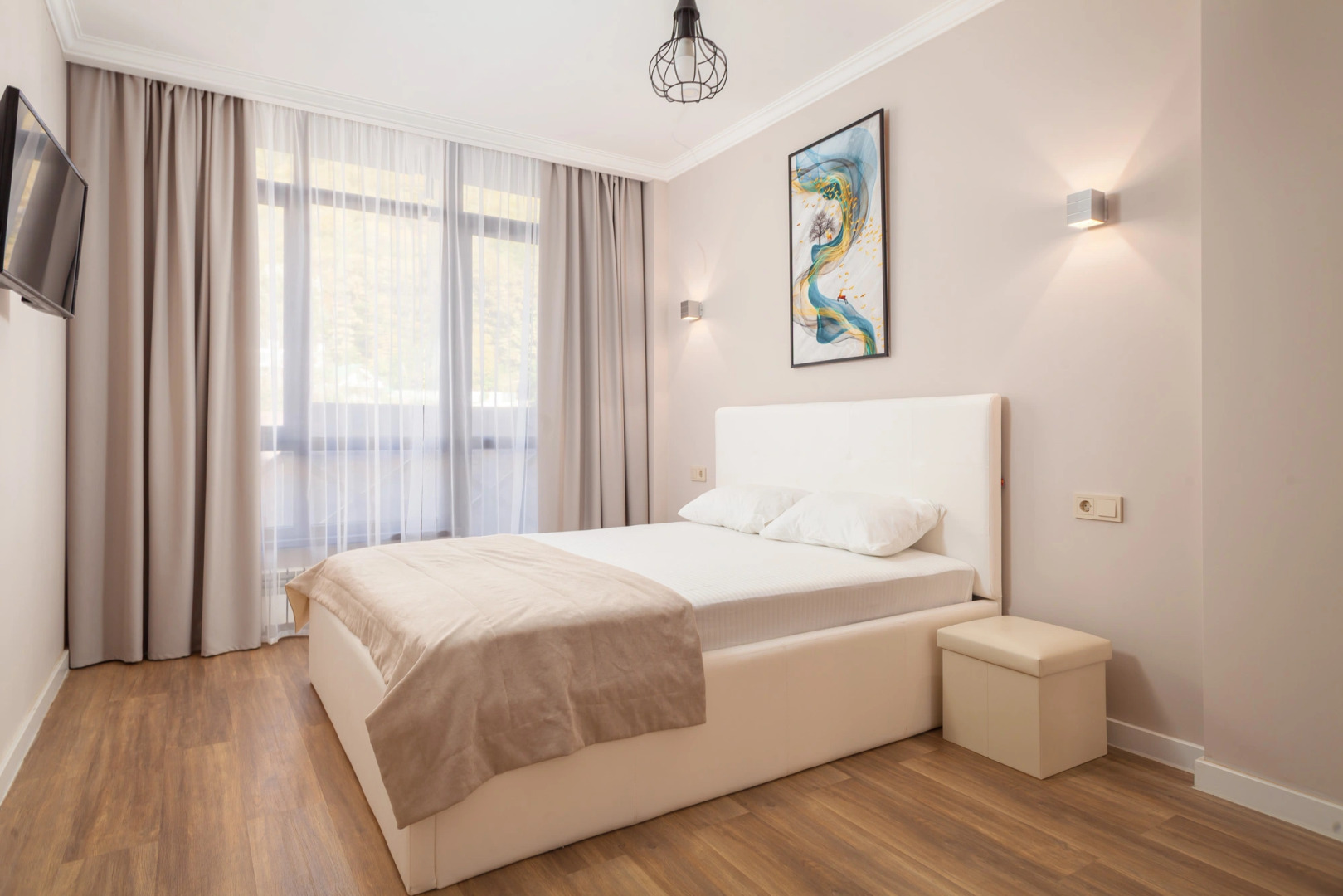 Апартаменты Белоснежные с Отдельной Кухней-столовой