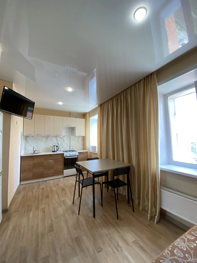 Квартира Жёлтый Нарцисс на Пархоменко