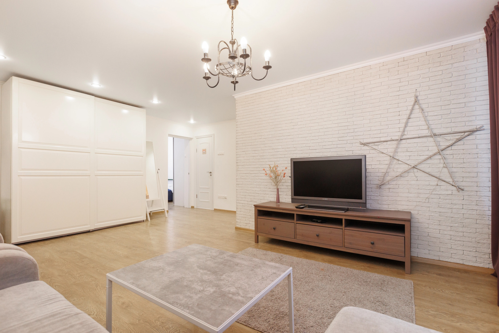 Апартаменты Gerbera Сибирская 41