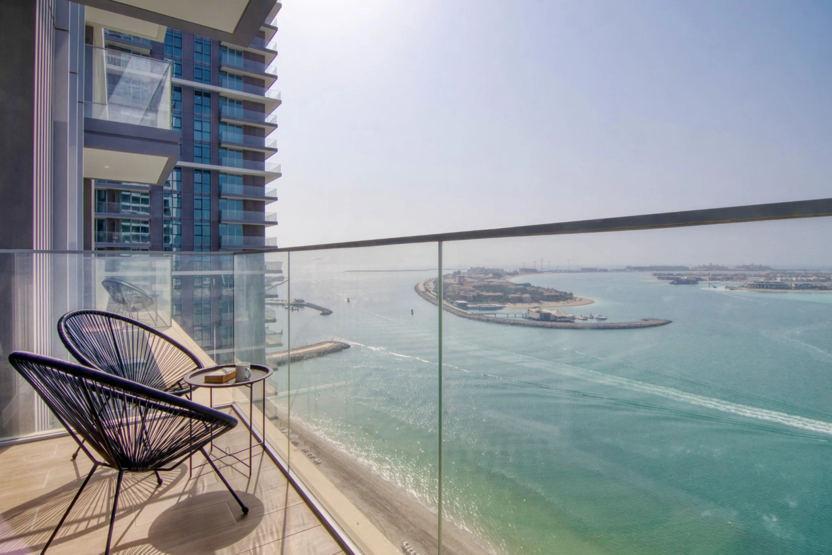 Апартаменты Welcome Home с видом на море 2 Спальни