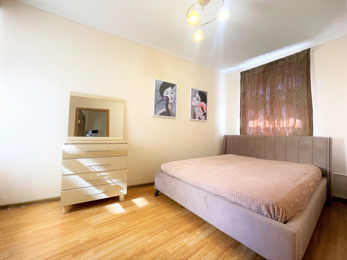 Апартаменты Sutkispb на Грибоедова 57