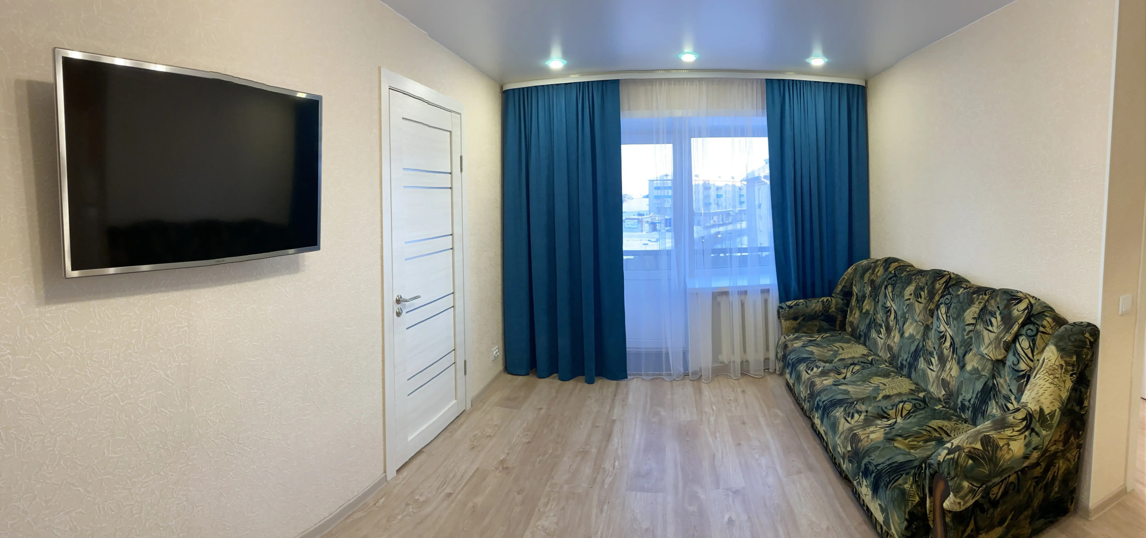 Квартира Уютная Трехкомнатная