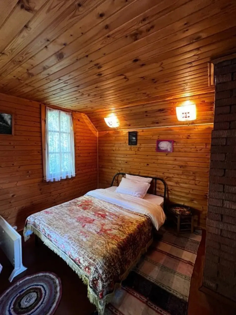 Частный дом четырехкомнатная дача, 95 м²