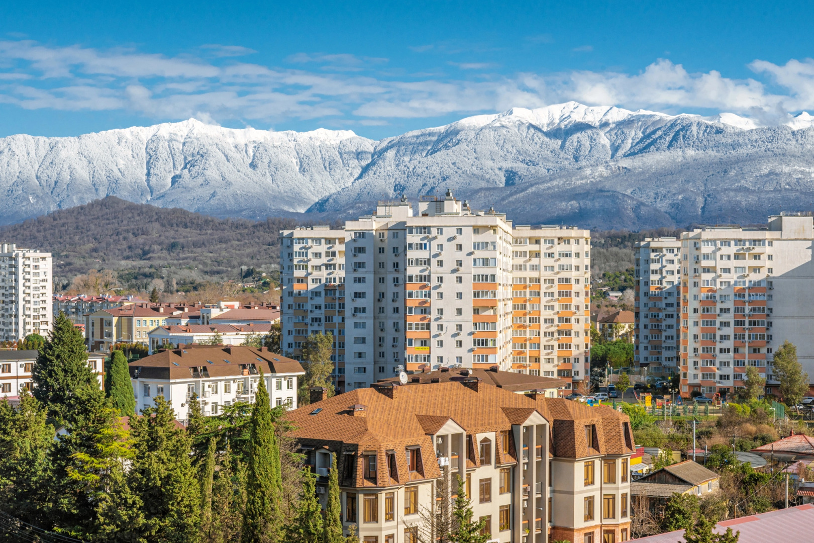 Апартаменты Море Квартир Современная студия с видом на горы Абхазии