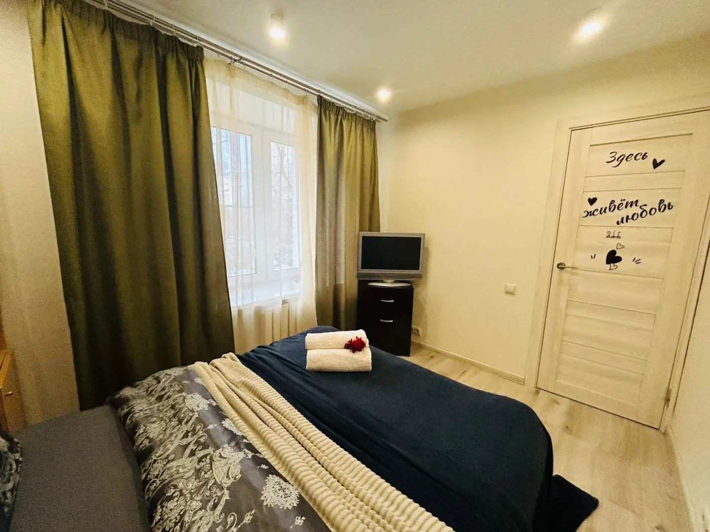 Квартира GoldApart Качалинская 9