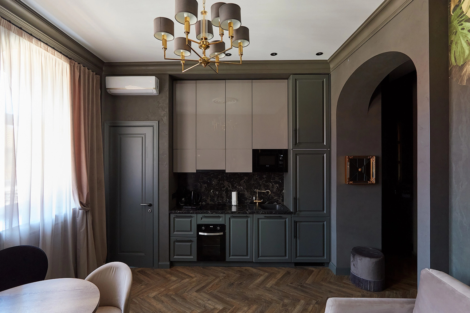 Апартаменты Сказочная квартира в самом сердце исторического центра города