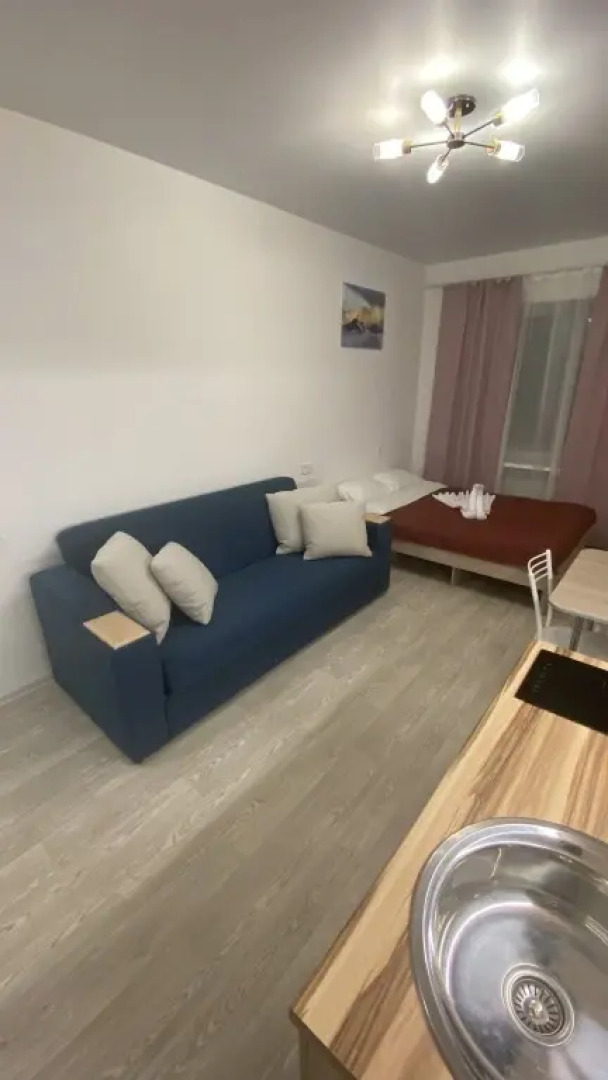 Апартаменты на Аллее Труда 21 4