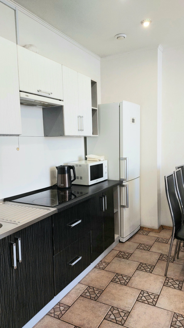 Апартаменты в центре 4-х комнатные на Свердлова 22 рядом с вокзалом