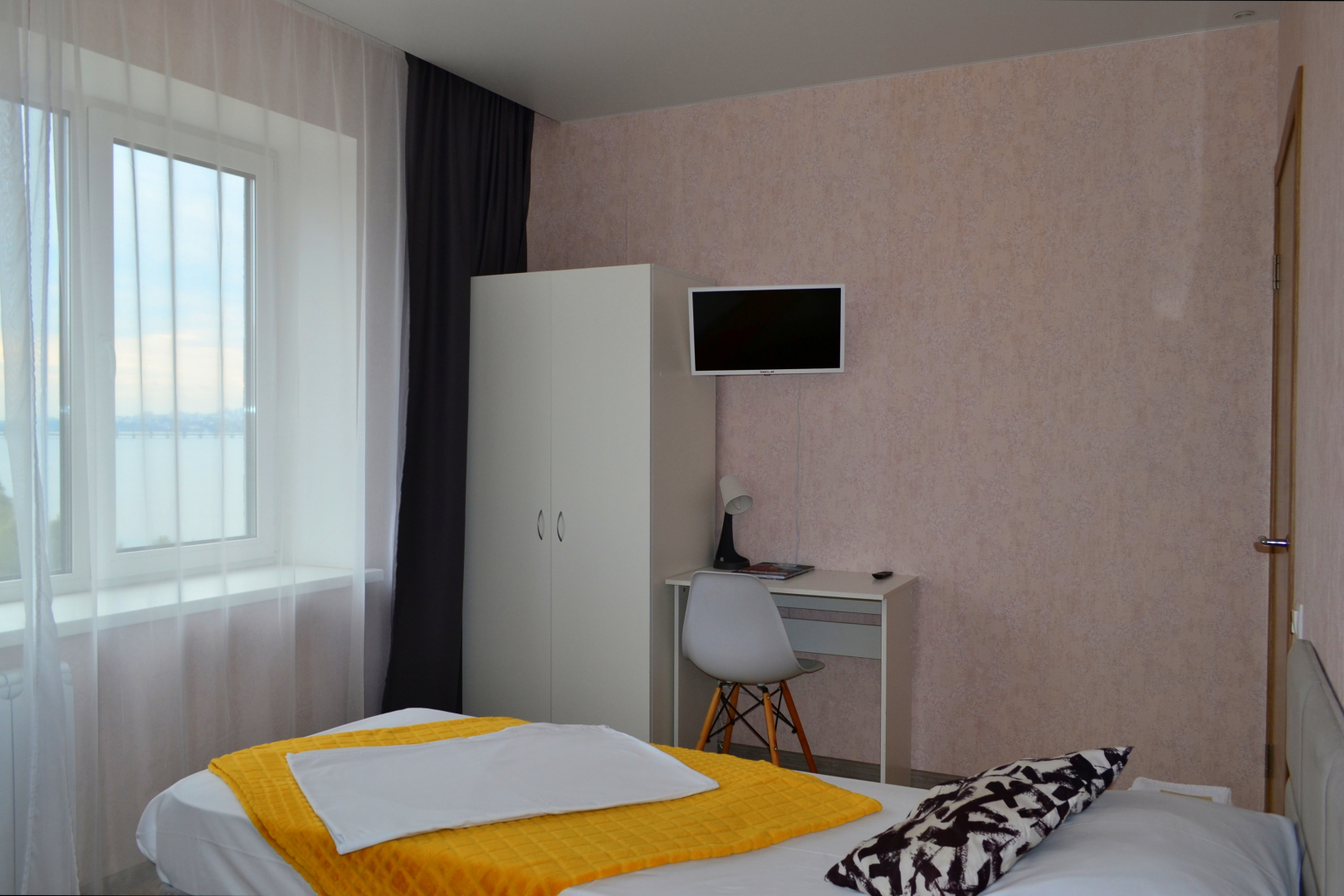 Квартира ЭмиЛи в ЖК Лазурный двухкомнатная