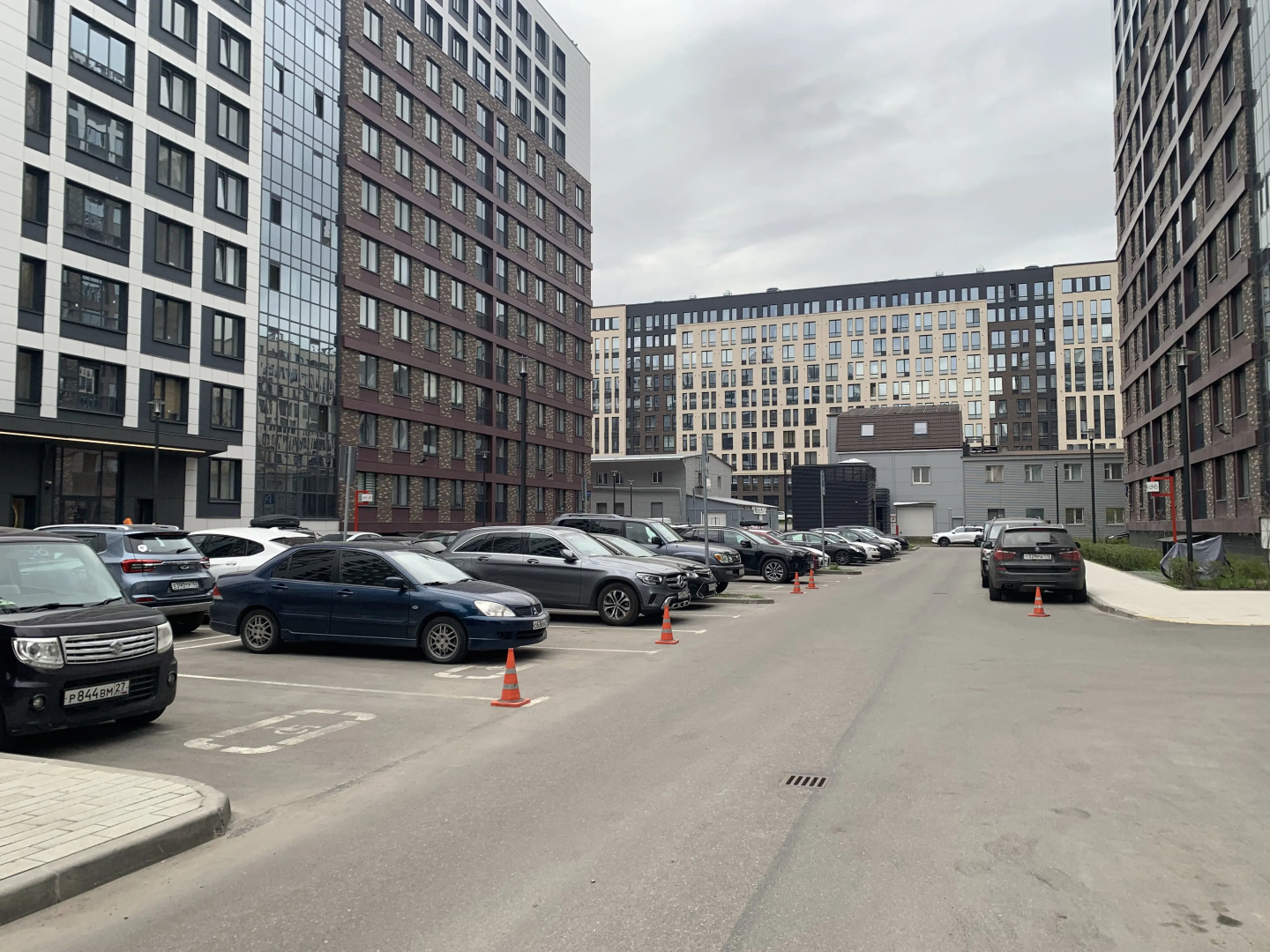 Квартира Новая Двушка посреди двух парков