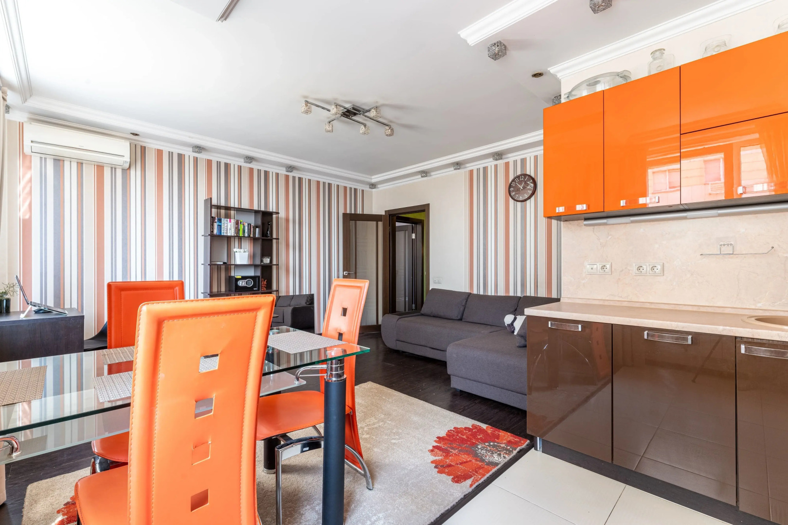 Апартаменты Комфортные 2-х комнатные м. Беговая