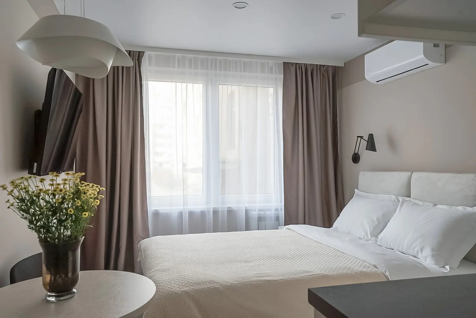 Апартаменты Pavlov Светло-бежевая