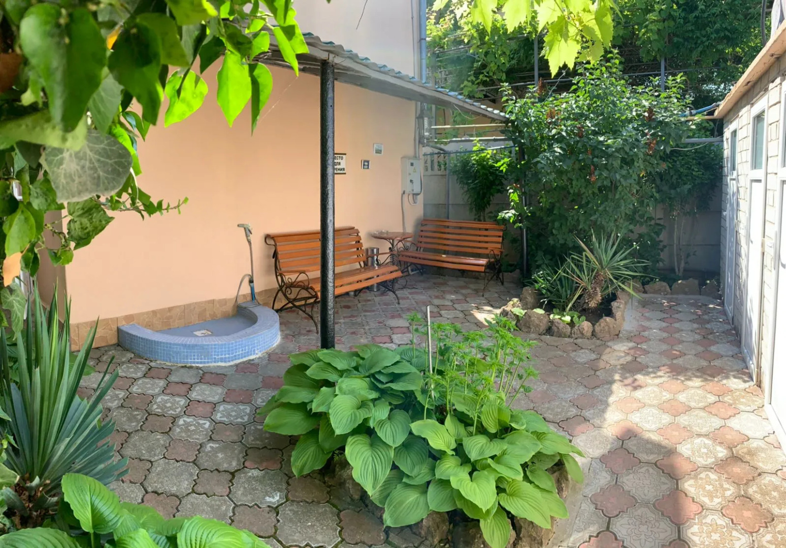 Гостевой Дом Черноморский Дворик