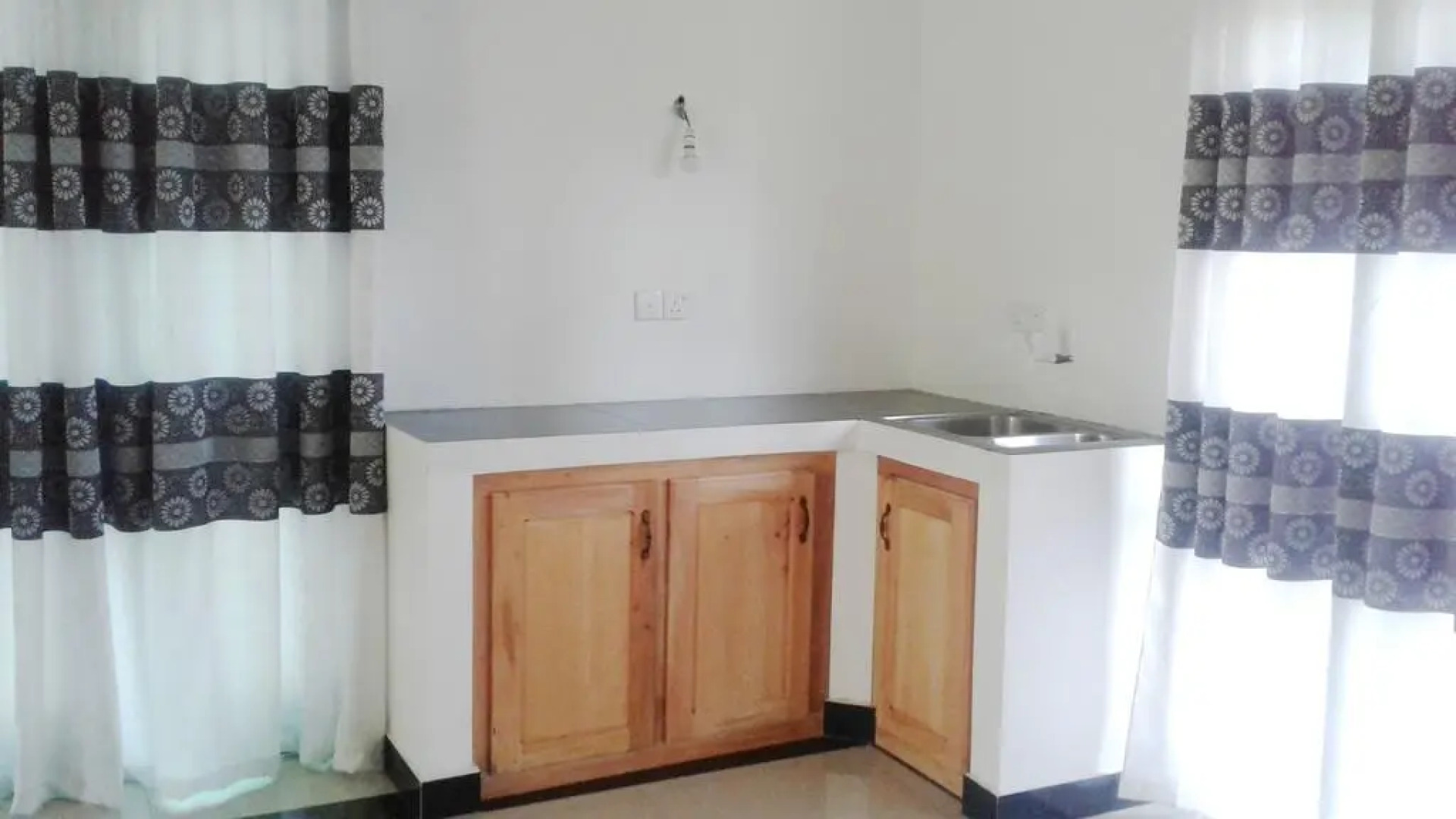 Отель Yoho Lake View Resort