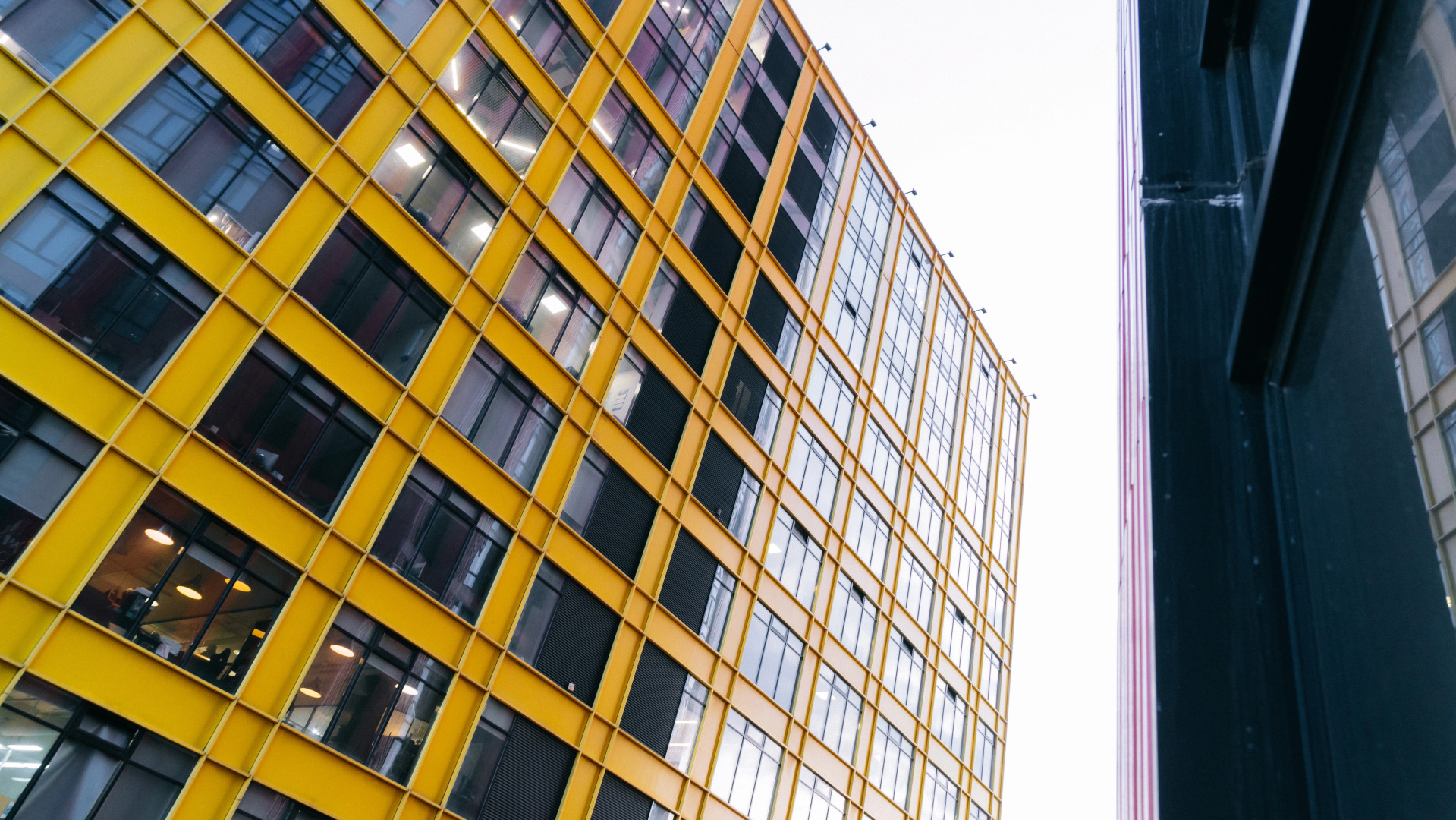 Апартаменты Lalapart Strawberry с дизайнерским ремонтом у метро Дмитровская