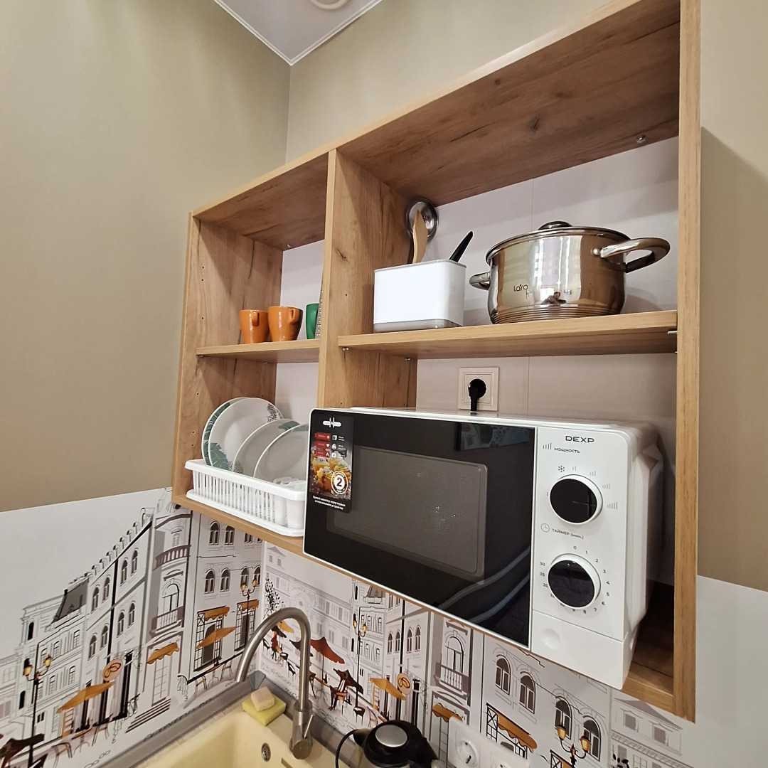 Квартира студия, 12м2,  1\6 эт., Актру