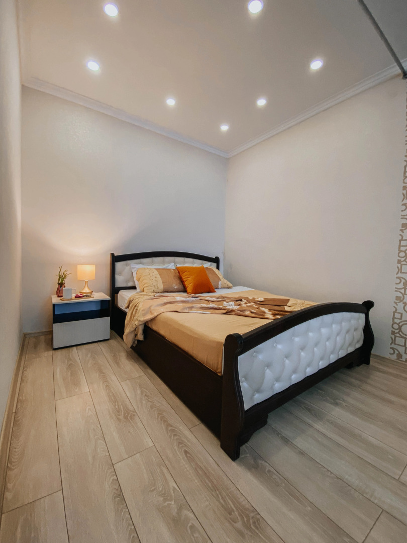 Апартаменты в центре с видом на город 89