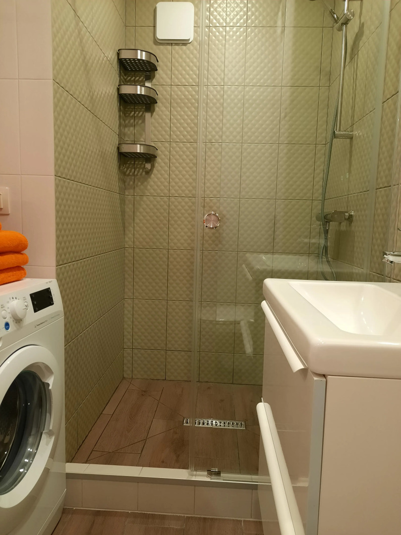 Частный дом у леса