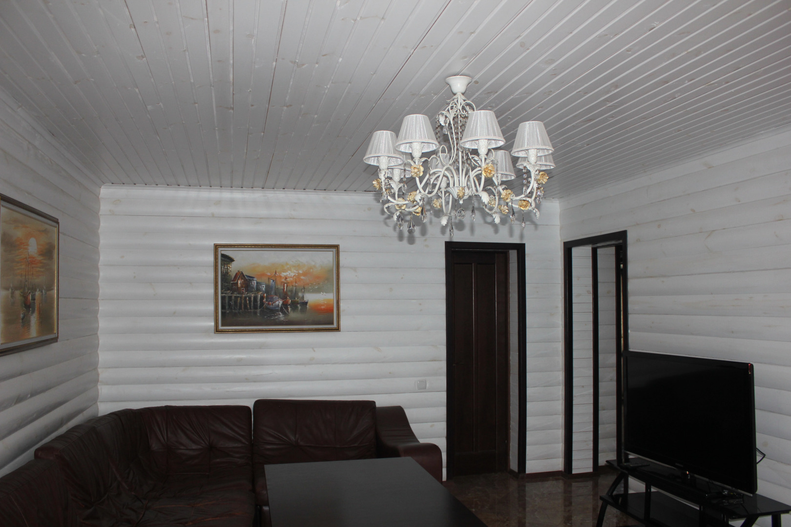 Частный Дом на Берегу Моря с Бассейном