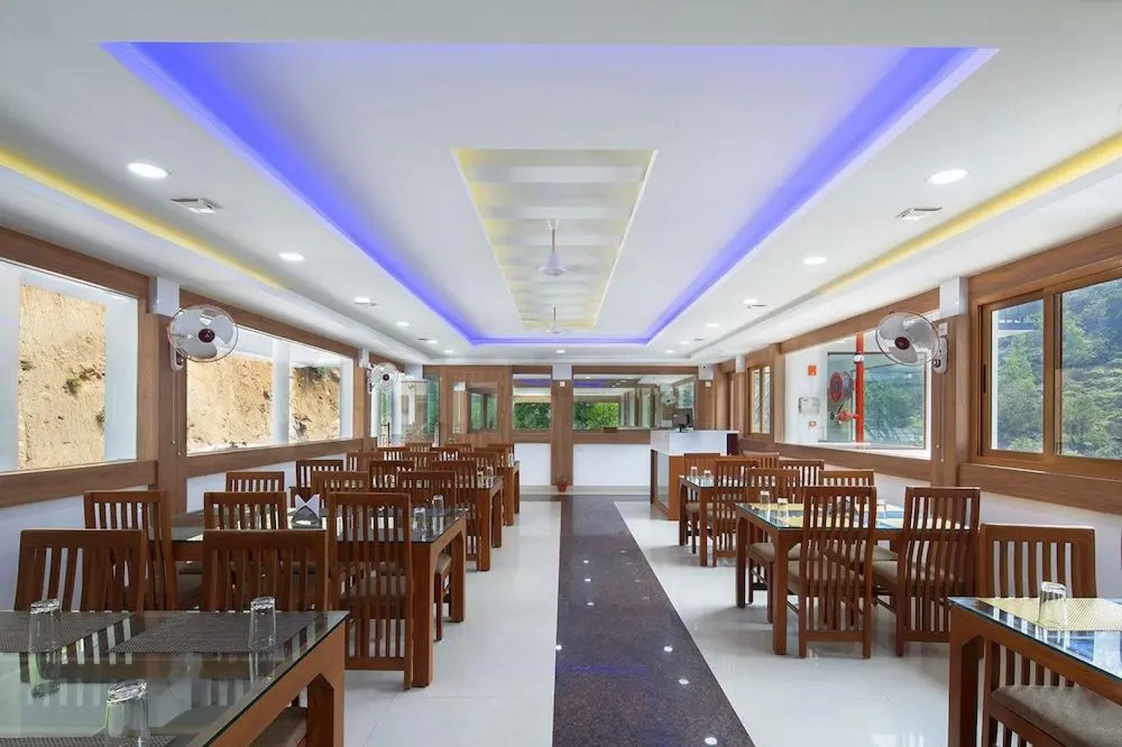 Отель Hostess Thekkady