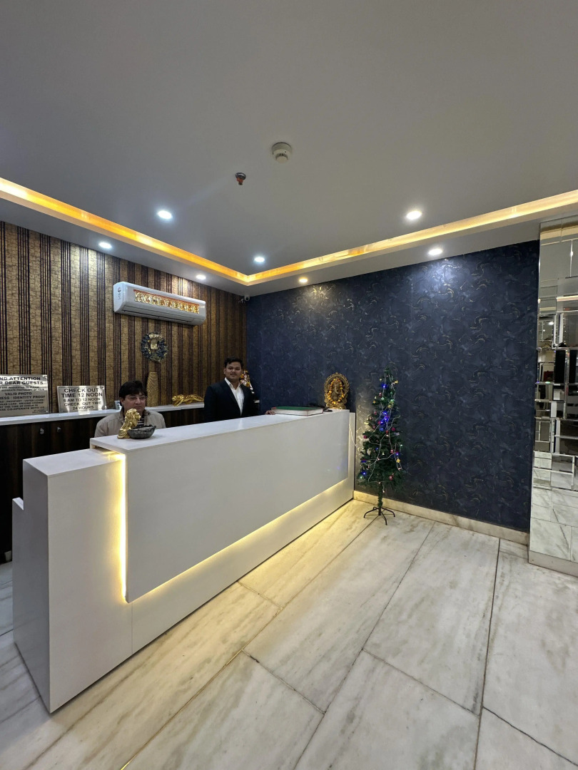 Отель Emporio Dx